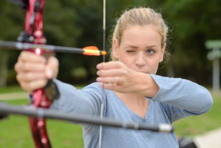Should I Buy a Left or Right Handed Bow? 1 Left Handed Left Eye Dominance